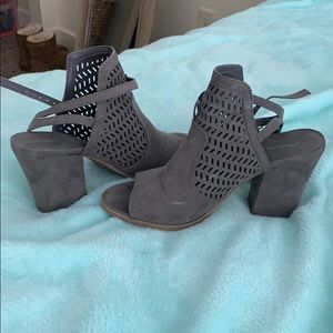 American Eagle Heels